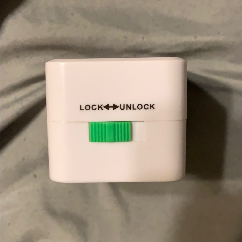 New Adapter - Picture 3 of 4